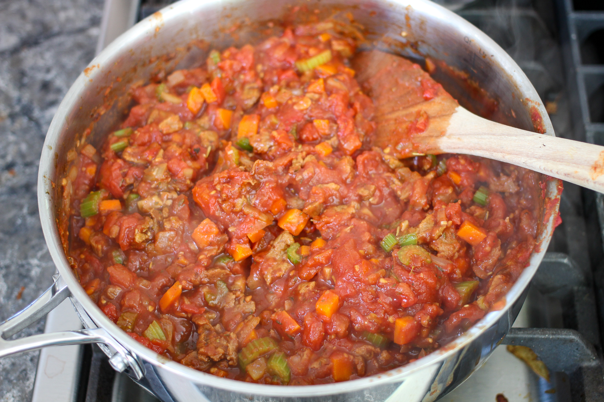 How To Make Vegan Bolognese featuring Om Noms by Yumasoy - Susan Cooks ...